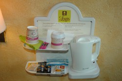 Plateau de courtoisie, un service gratuit de l'hôtel Logis - Le Relais Pau-Lons